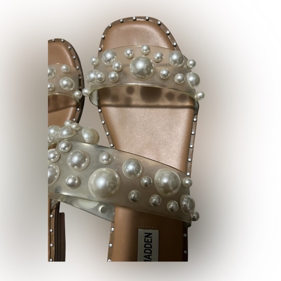Size 9 Steve Madden Pearl-Embellished Clear Strap Slide Sandals - Nude/Tan - Picture 4 of 8